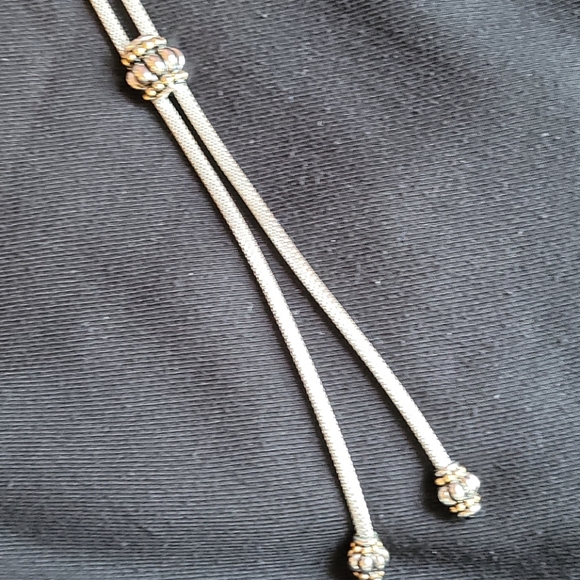 2/40 jewellry. 2 Silver toned necklaces - Picture 2 of 8